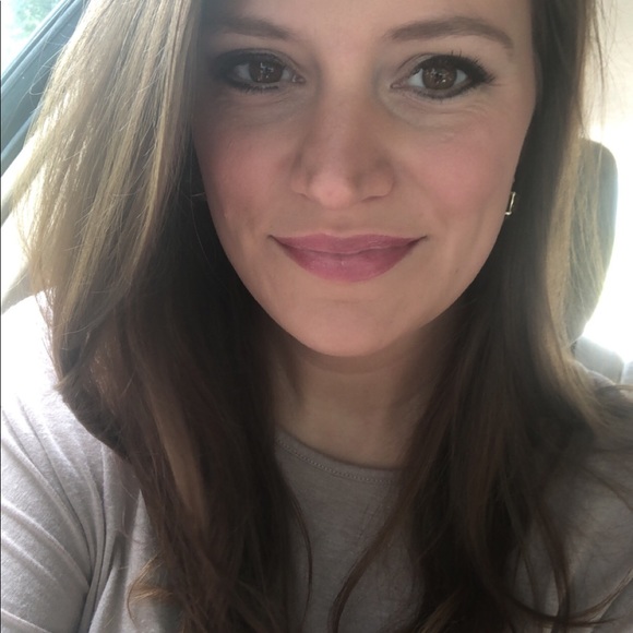 Meet your Posher, Kimberly - Picture 4 of 4